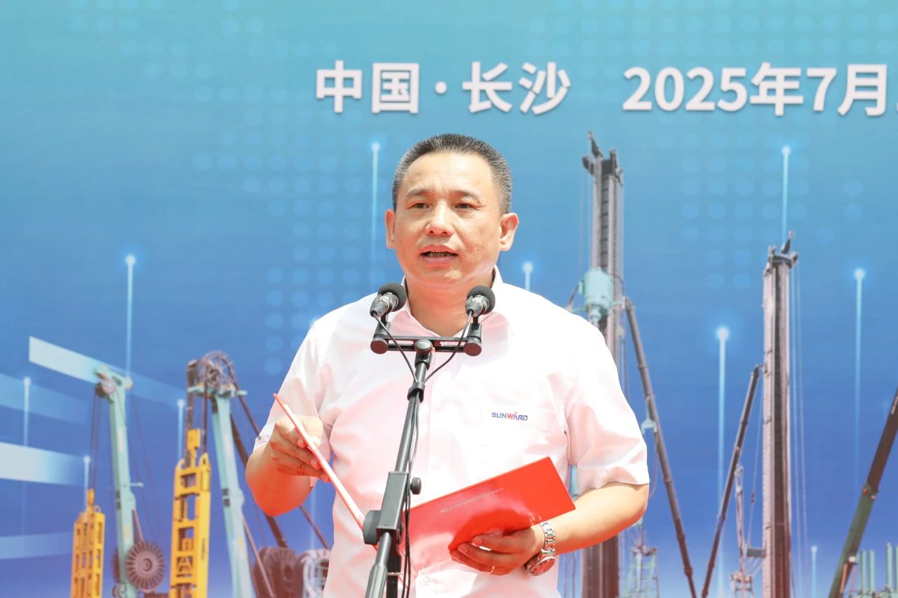 “破紀錄王者”再出征！山河智能SWDM800旋挖鉆機成功交機